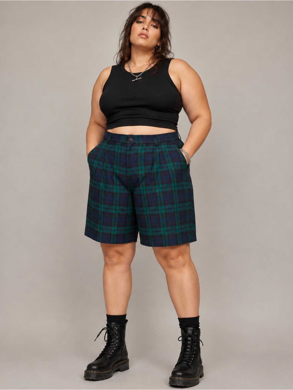 Karen Scott Vintage Plaid Bermuda Shorts Women’s 16 Green Navy Pleated High Rise
